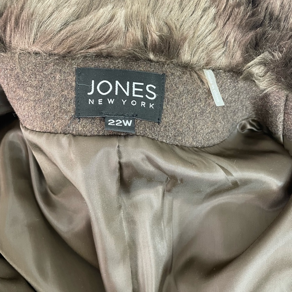 Jones New York Wool Coat - Picture 2 of 7